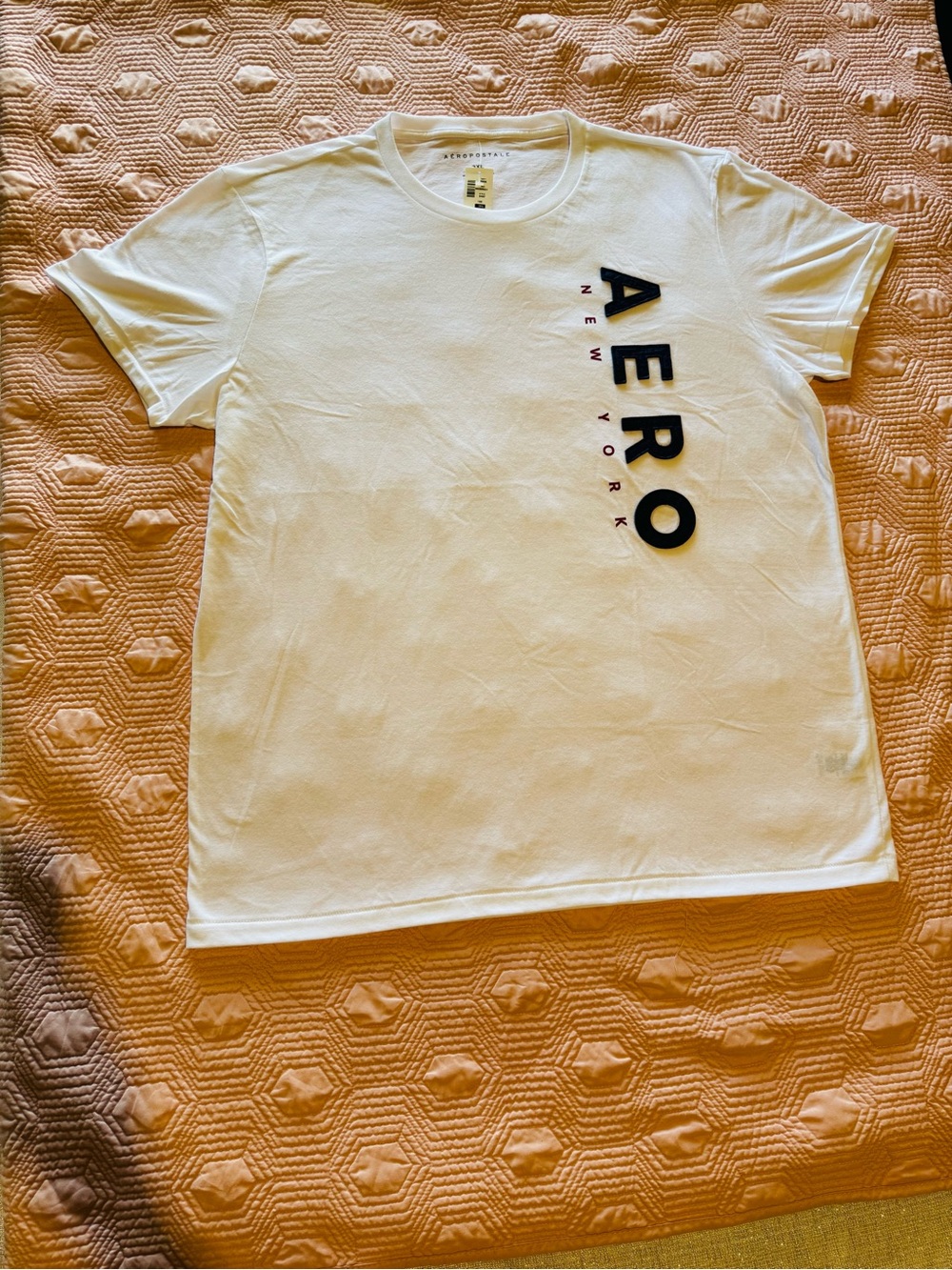 Aeropostale White Crewneck T-Shirt with Subtle Two-Tone Accent